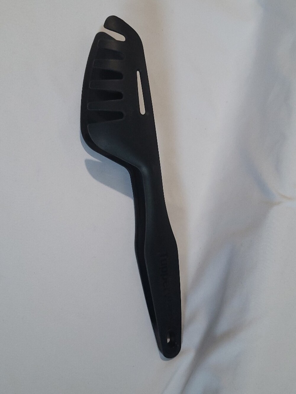 Tupperware 3 in 1 Tongs
